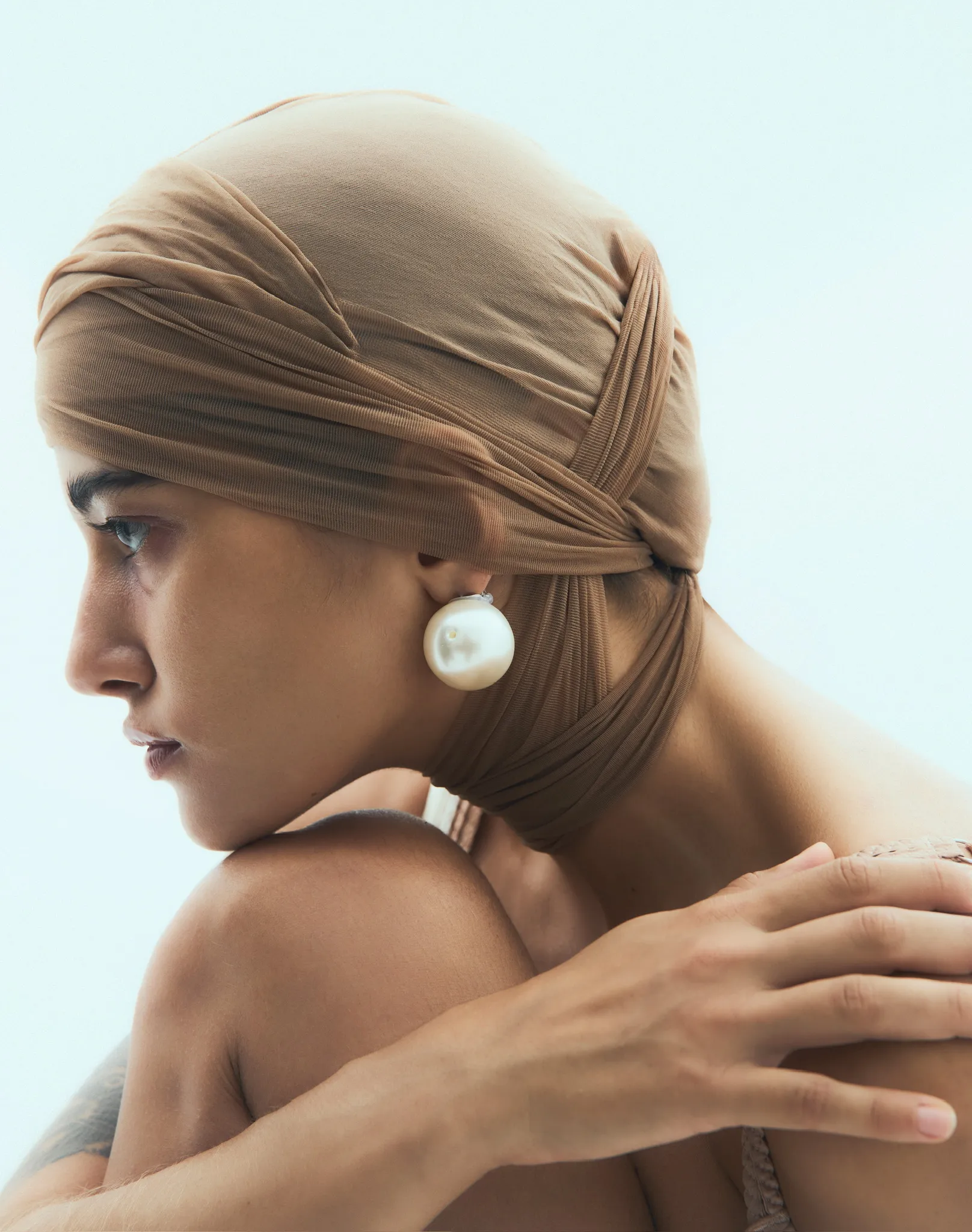 PAP Magazine — modelo con estilismo editorial